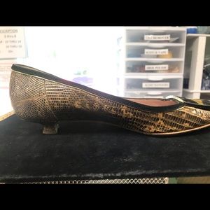 Gorgeous Prada snakeskin shoes. Size 8 1/2.